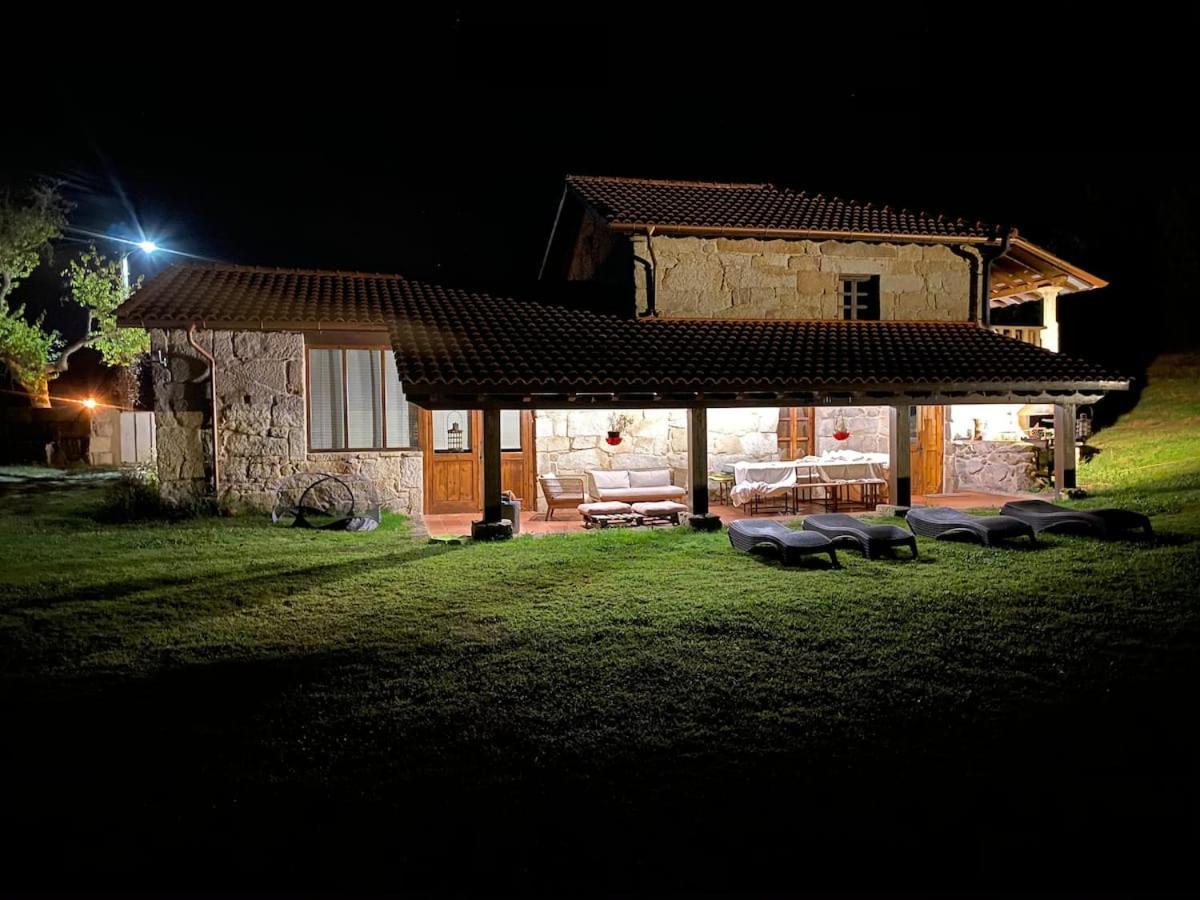 Habitaciones Con Bano Individual En Casa De Campo. Piscina. Amoeiro Exteriör bild