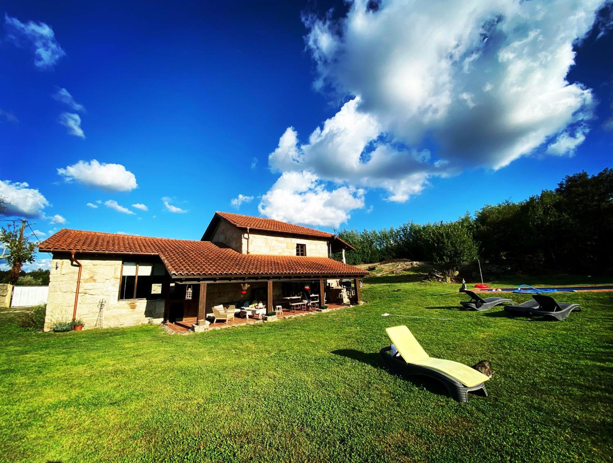 Habitaciones Con Bano Individual En Casa De Campo. Piscina. Amoeiro Exteriör bild